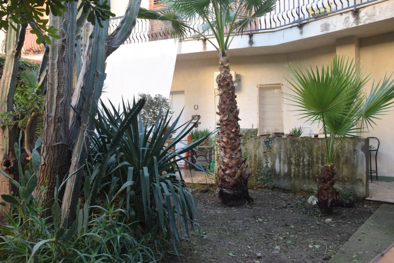Artroom Garden Noto Exterior photo